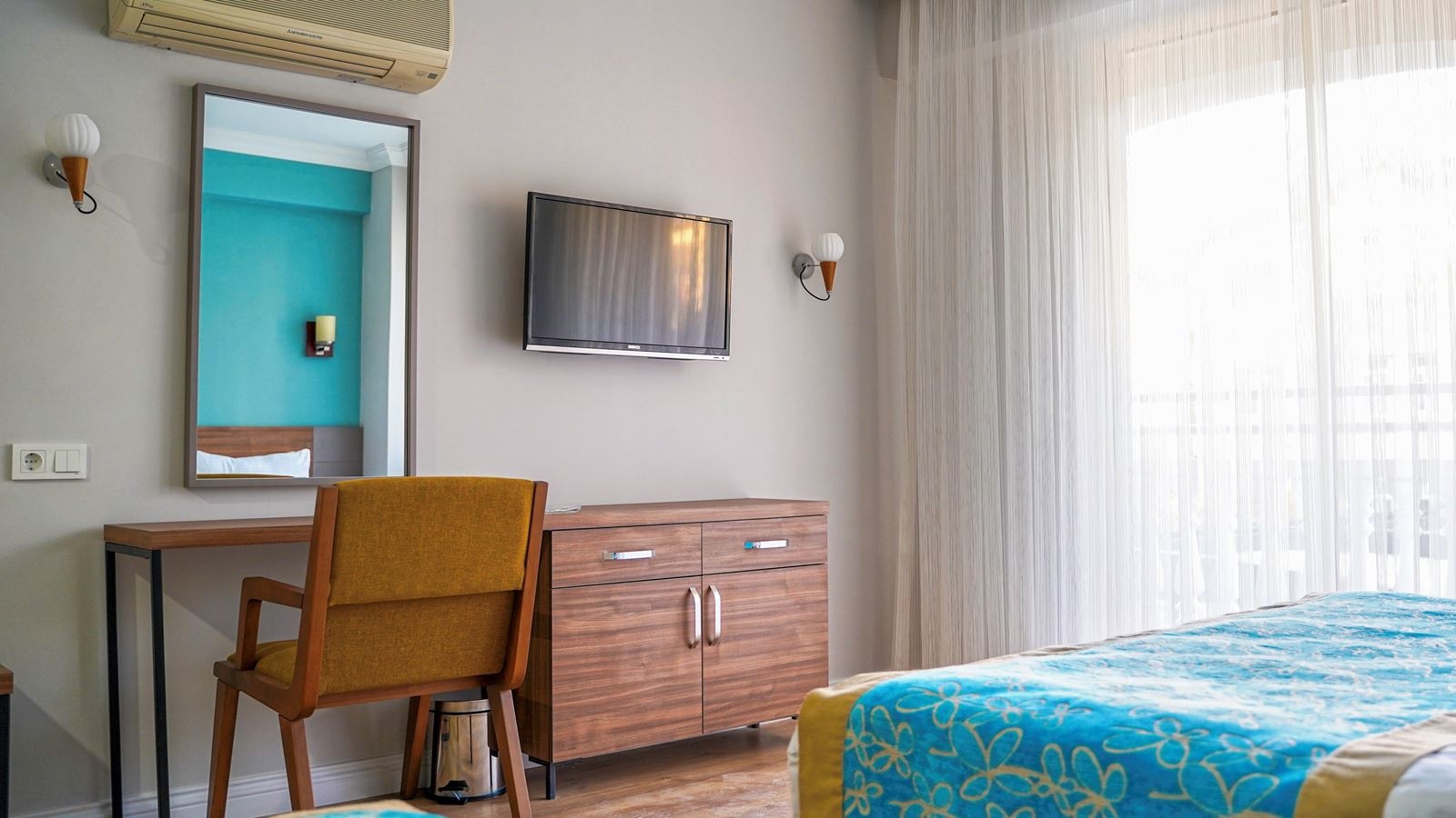 rooms-standard-room