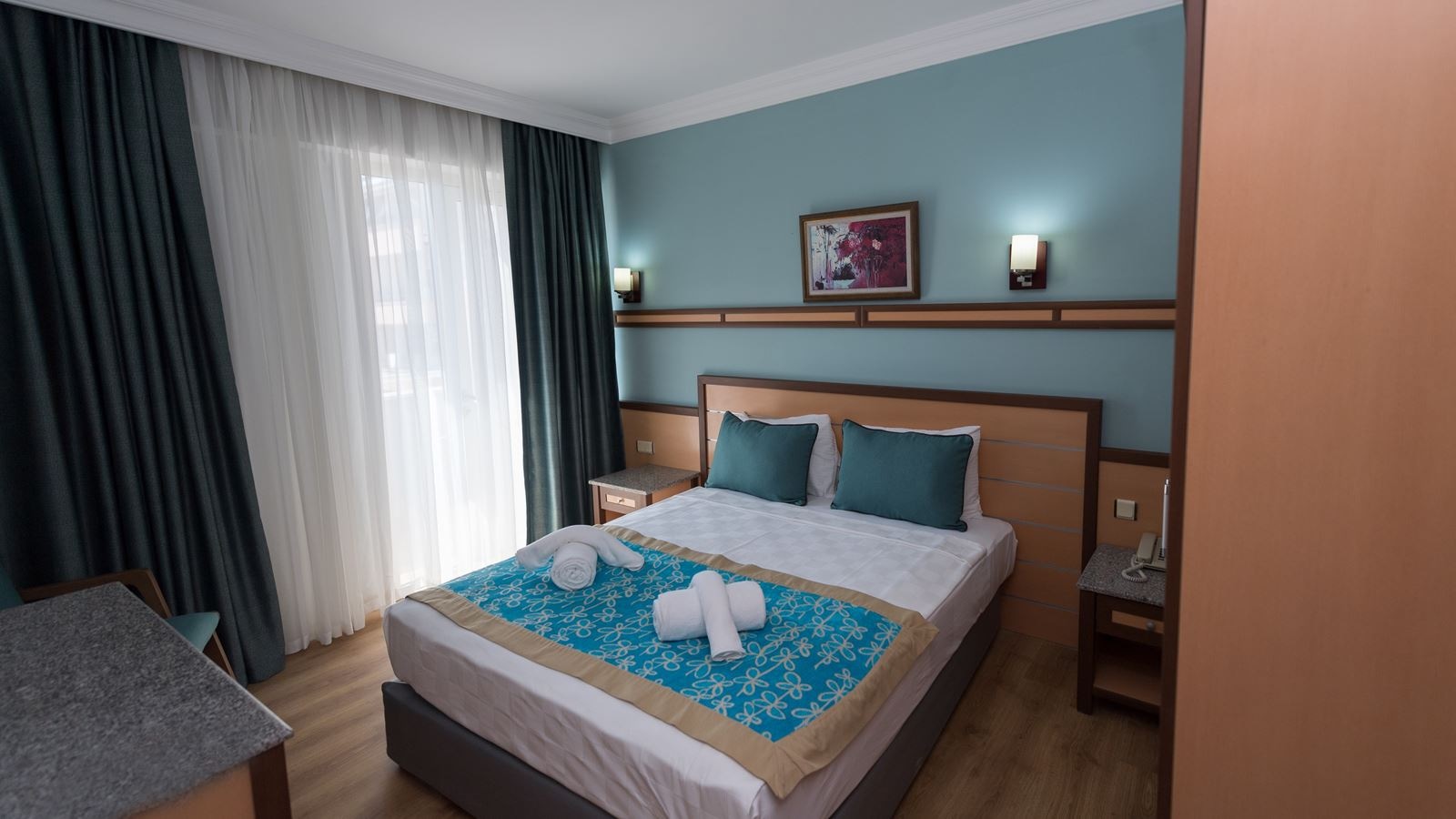rooms-family-room