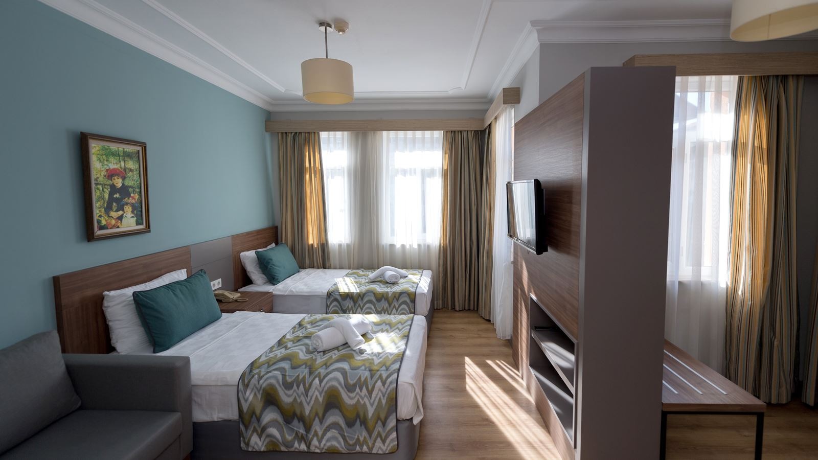 rooms-family-room