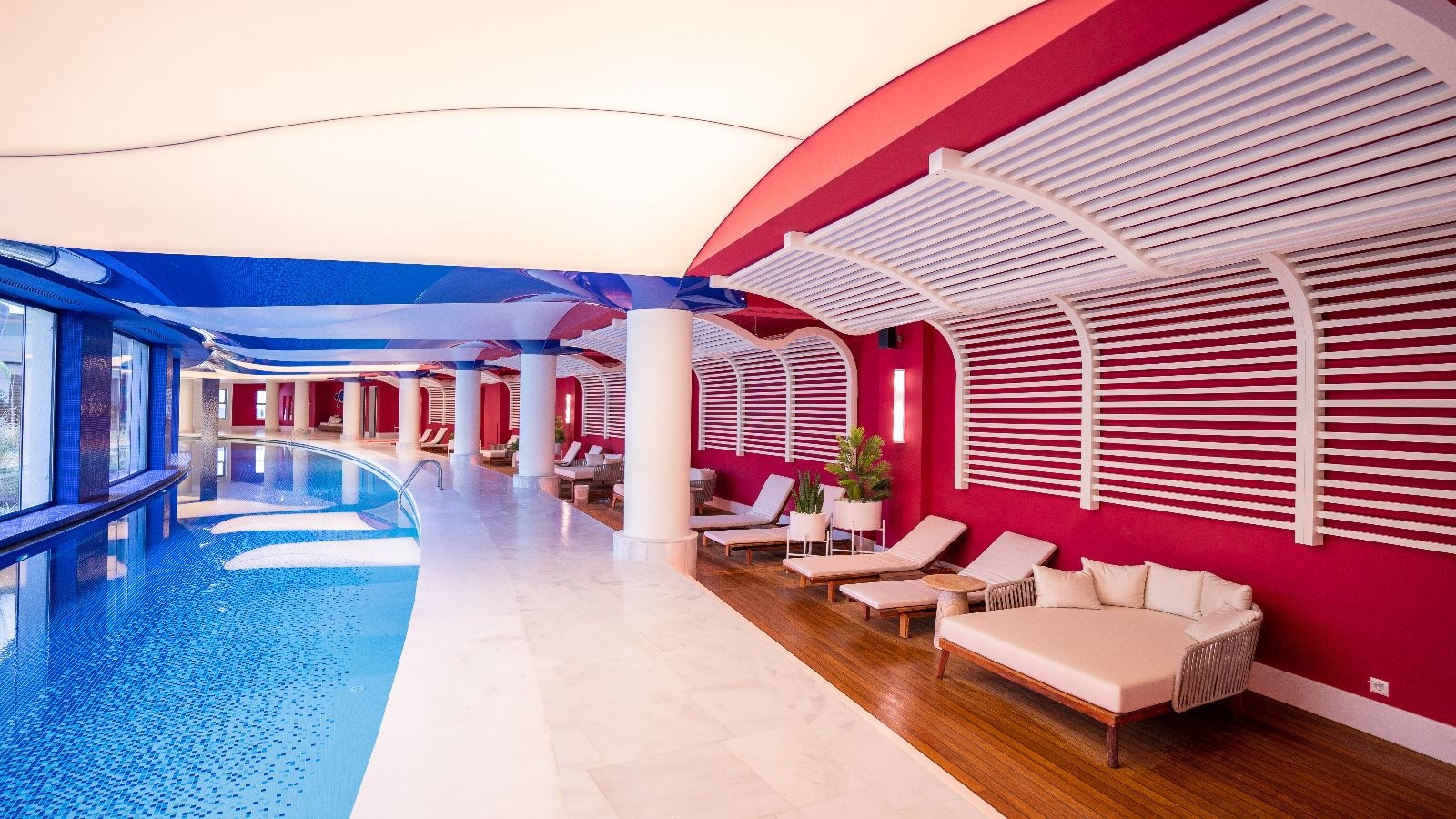 pools-indoor-pool