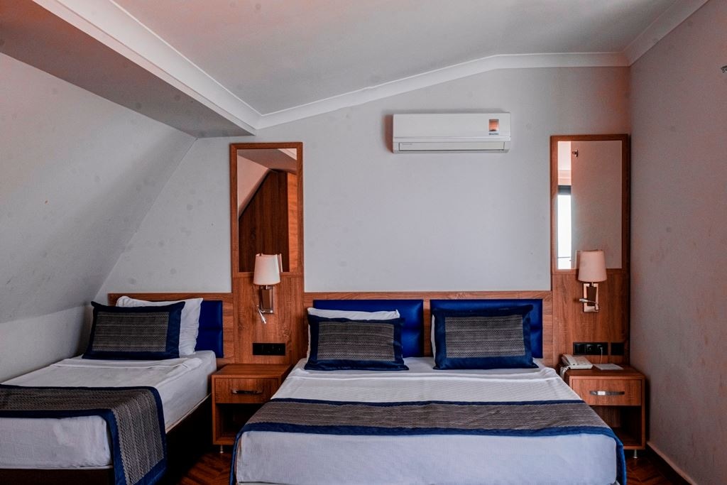 rooms-standard-room