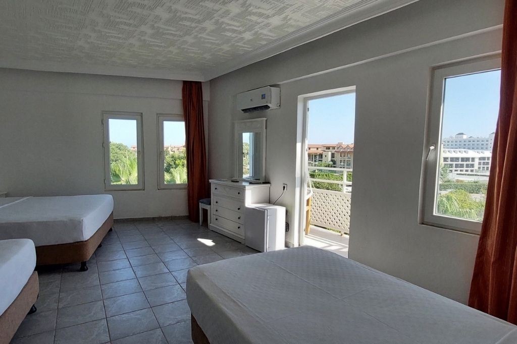 rooms-corner-room