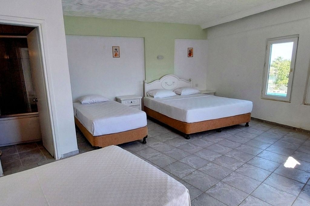 rooms-corner-room