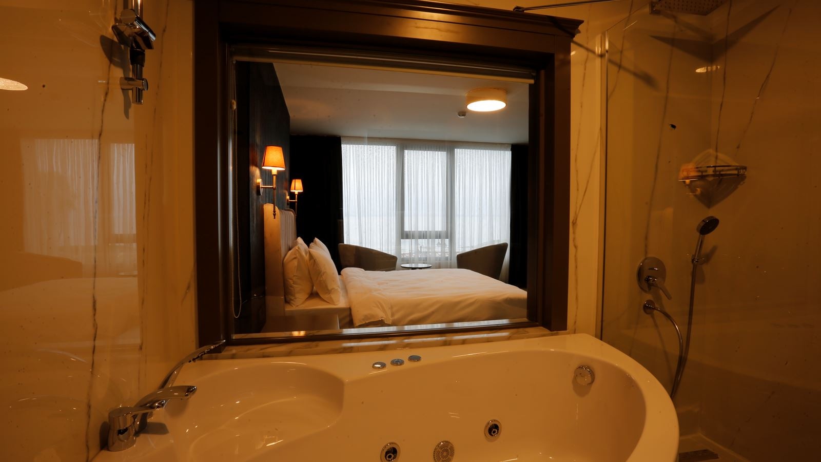 rooms-executive-deluxe