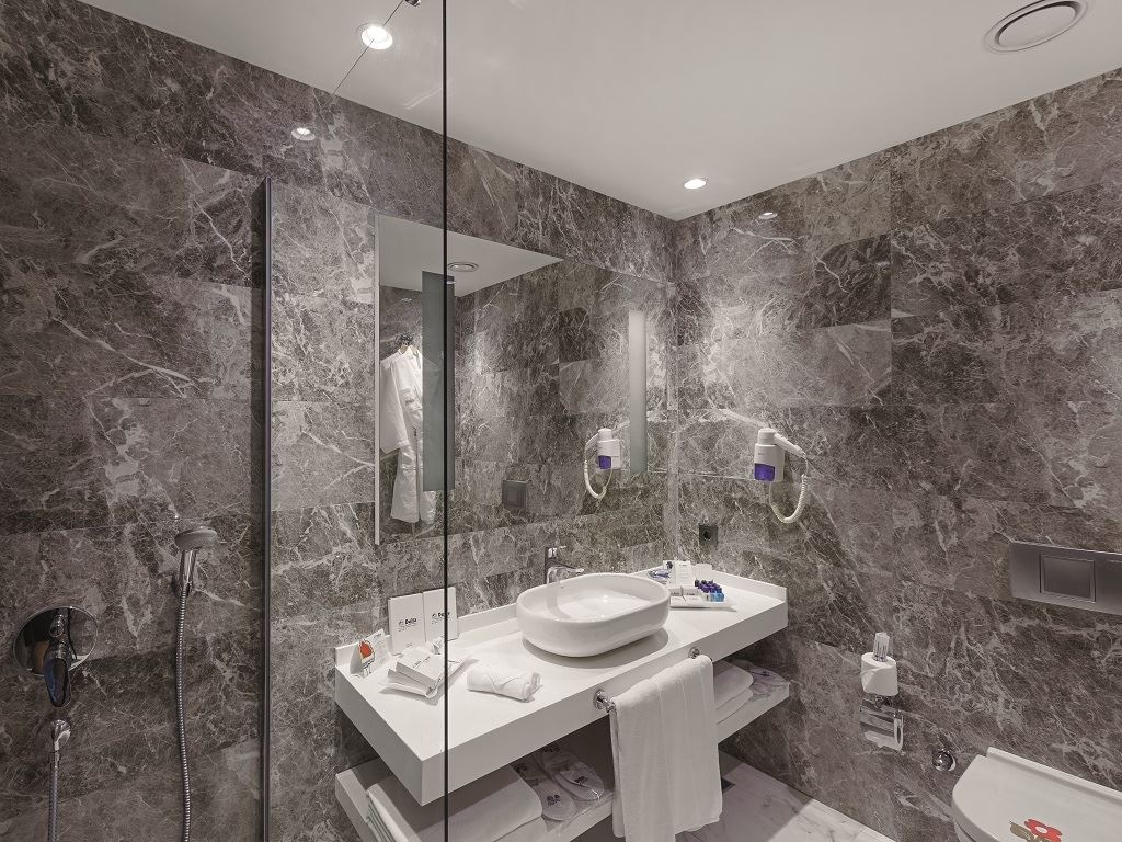 rooms-superior-sea-view-room