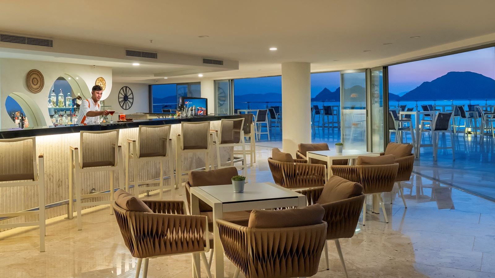 bars-starlight-bar