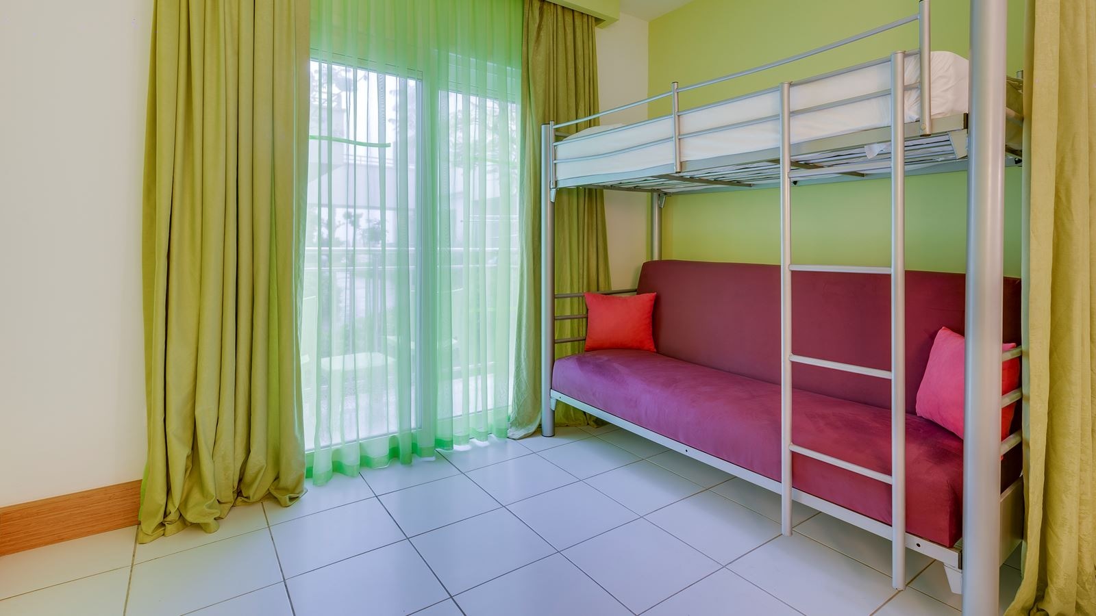 rooms-large-room