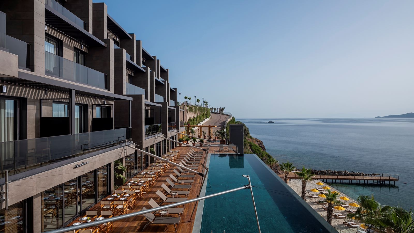 pools-outdoor-pool