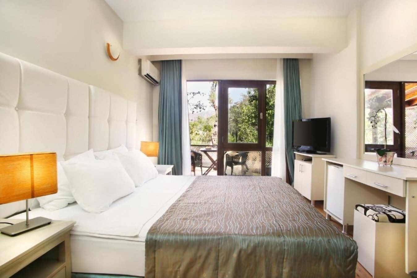rooms-standard-room