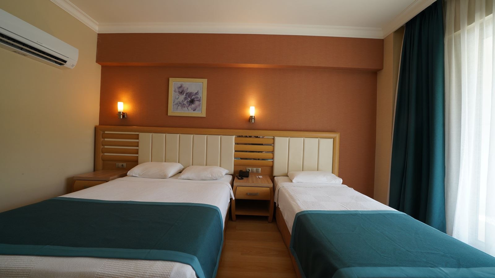 rooms-standard-room