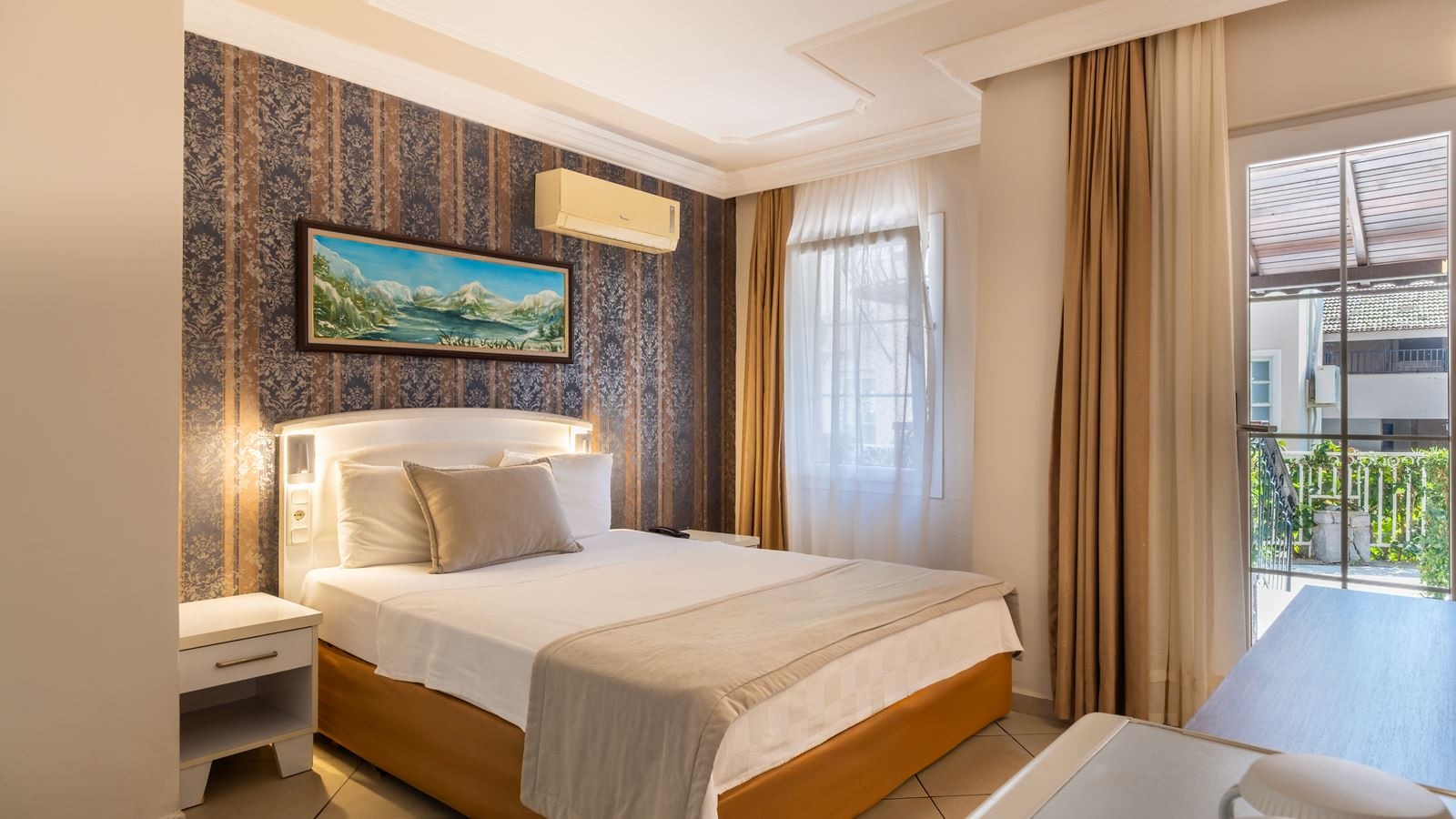 rooms-standard-room-sea-view