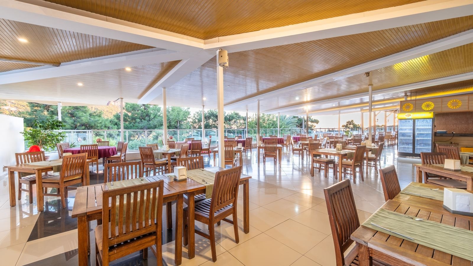 restaurants-main-restaurant