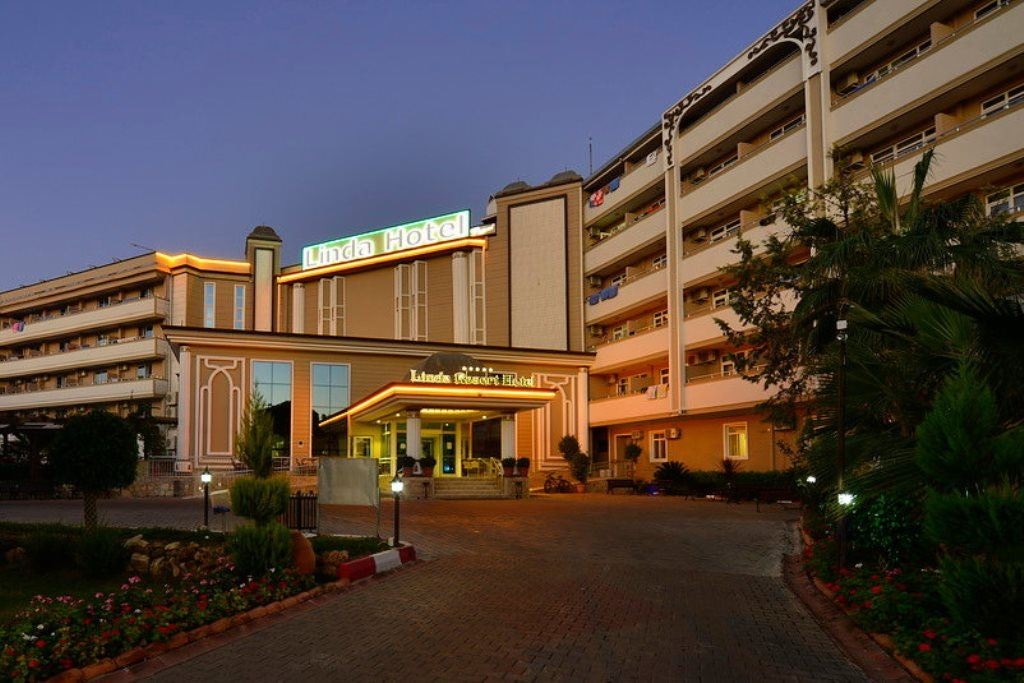 general-main-building