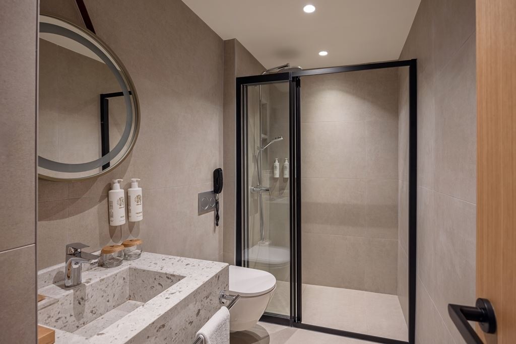 rooms-lale-suite