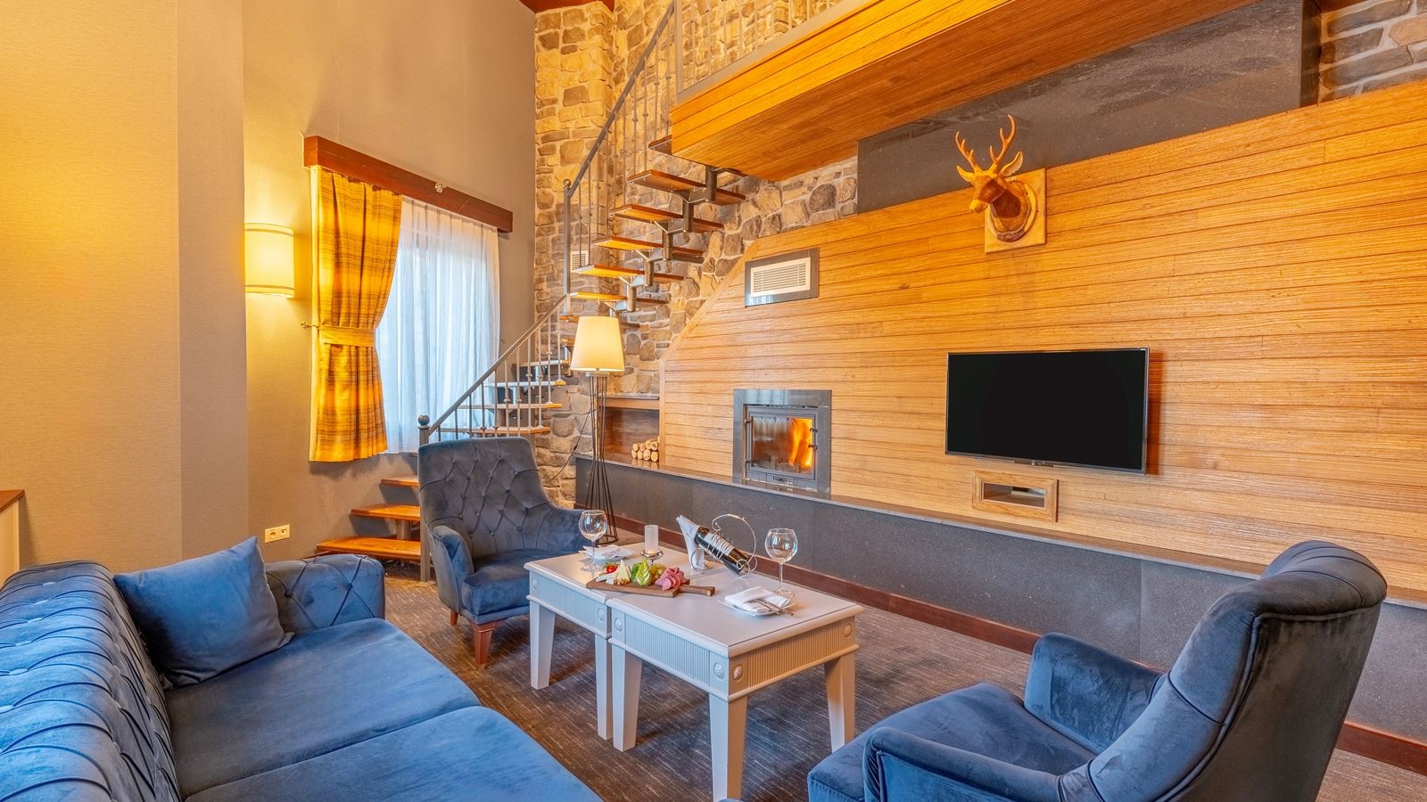 rooms-king-suite