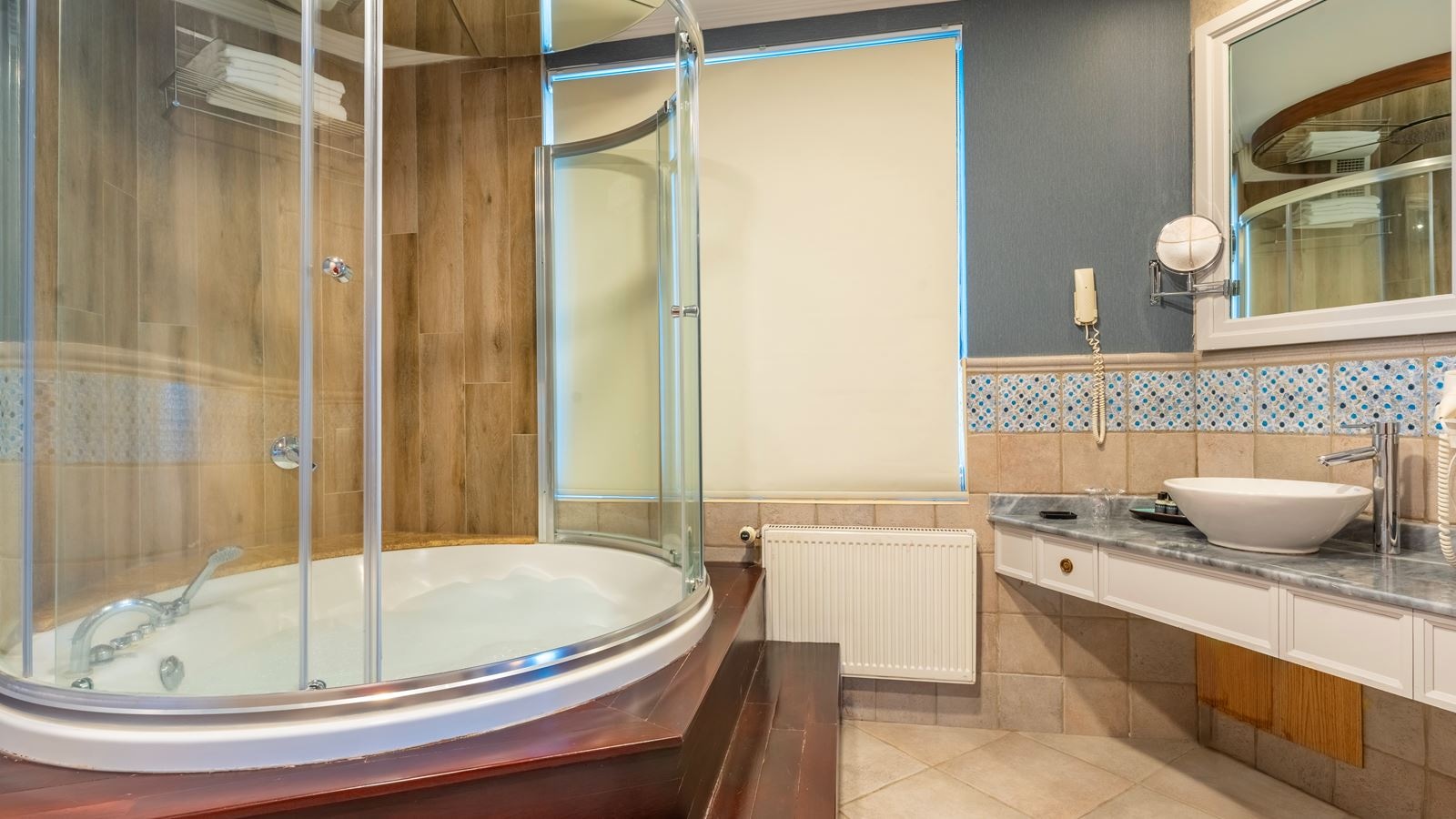 rooms-king-suite