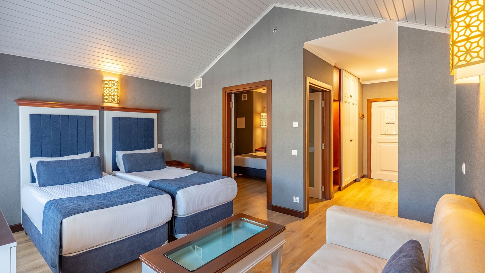 rooms-comfort-room