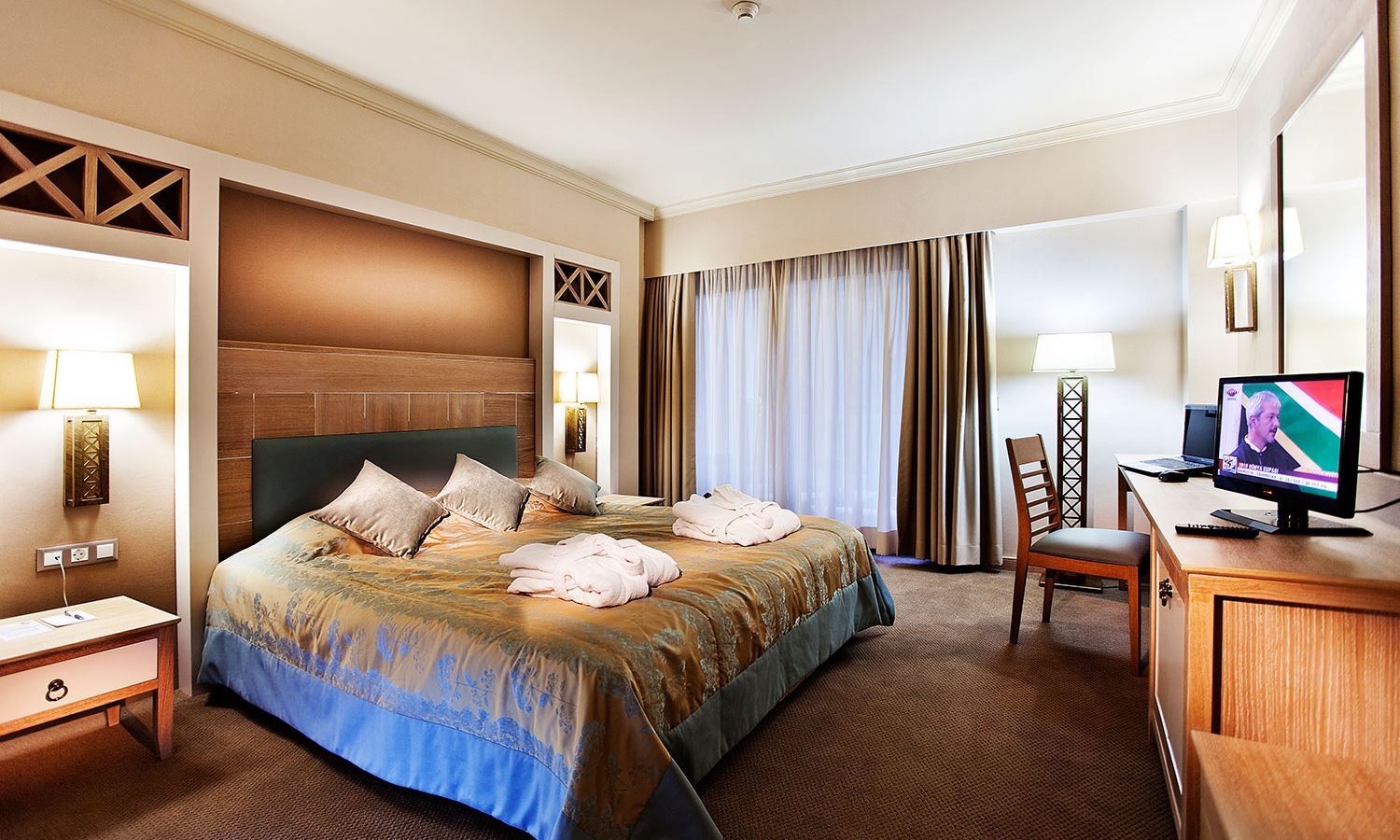 rooms-1-bedroom-suite