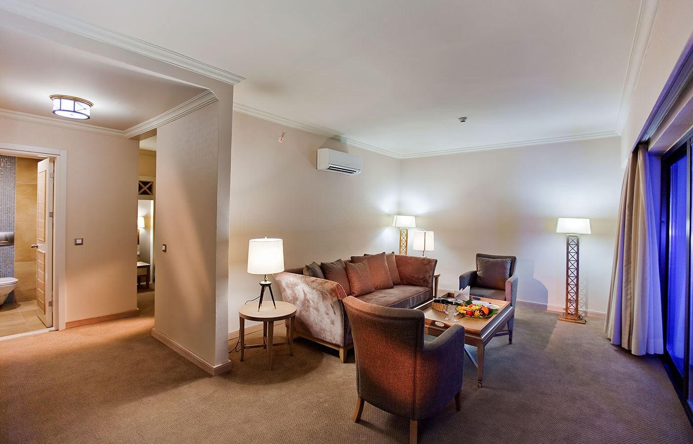 rooms-1-bedroom-suite