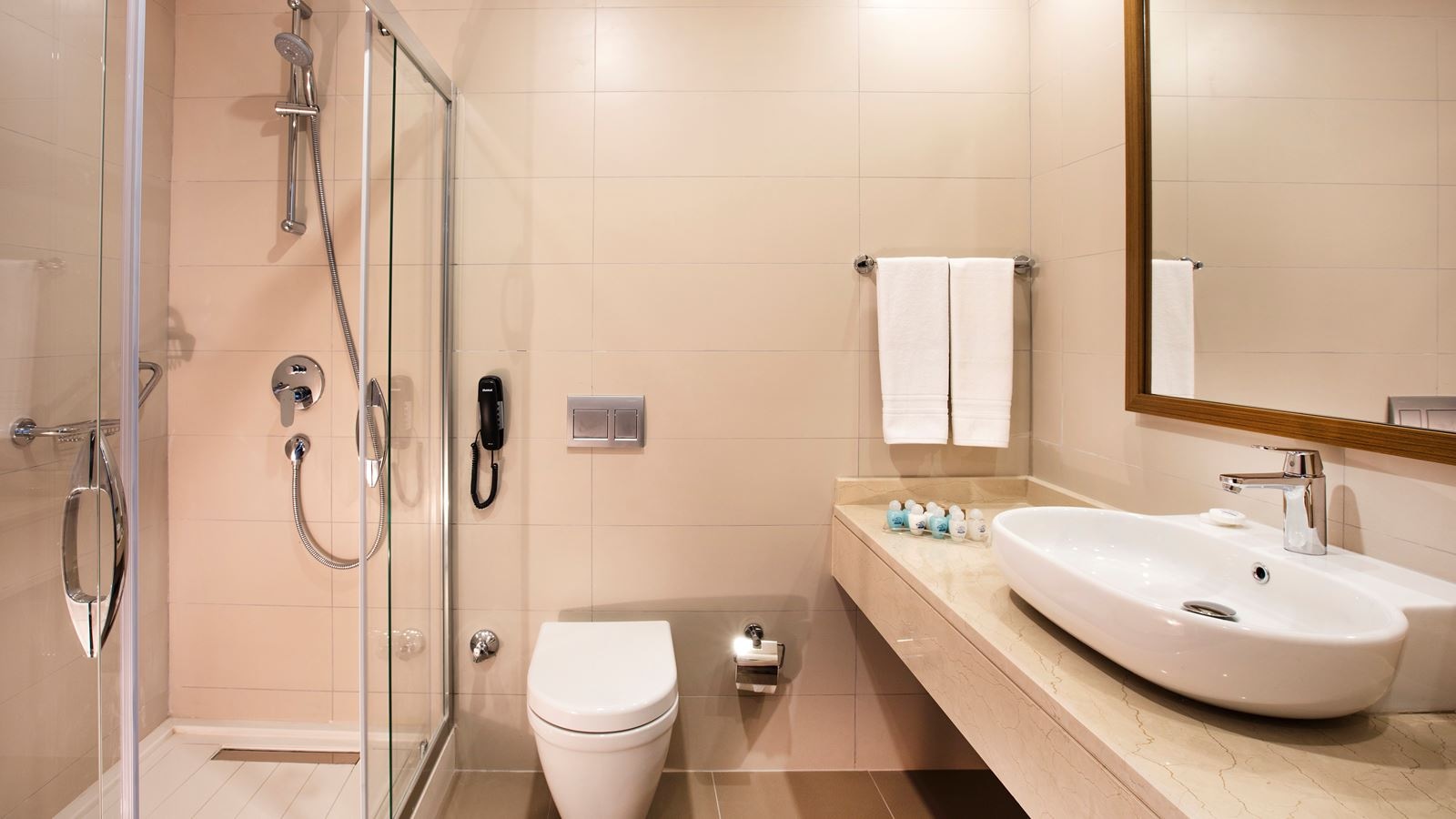 rooms-standard-room