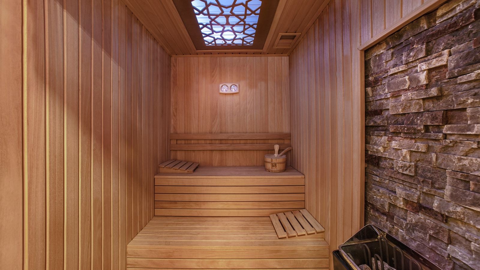 rooms-king-suite