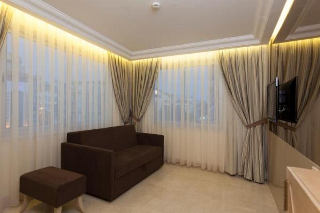 rooms-xn-club-suite