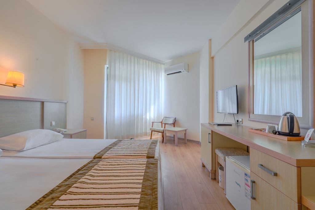 rooms-standard-room