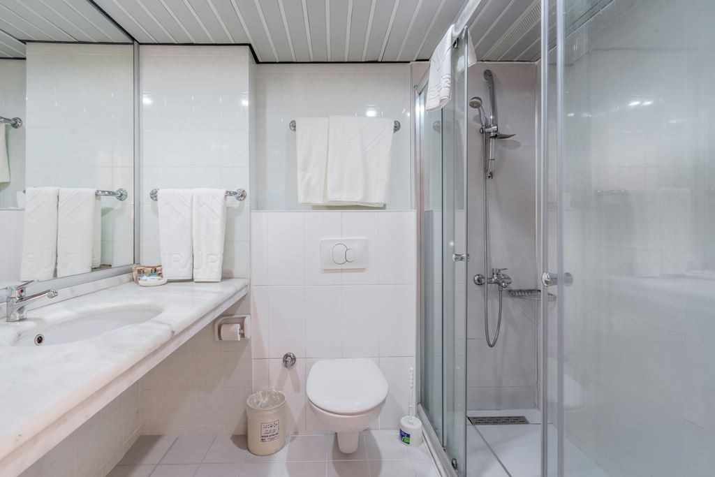 rooms-standard-room