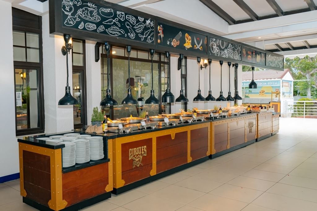 restaurants-happy-pirate-restaurant