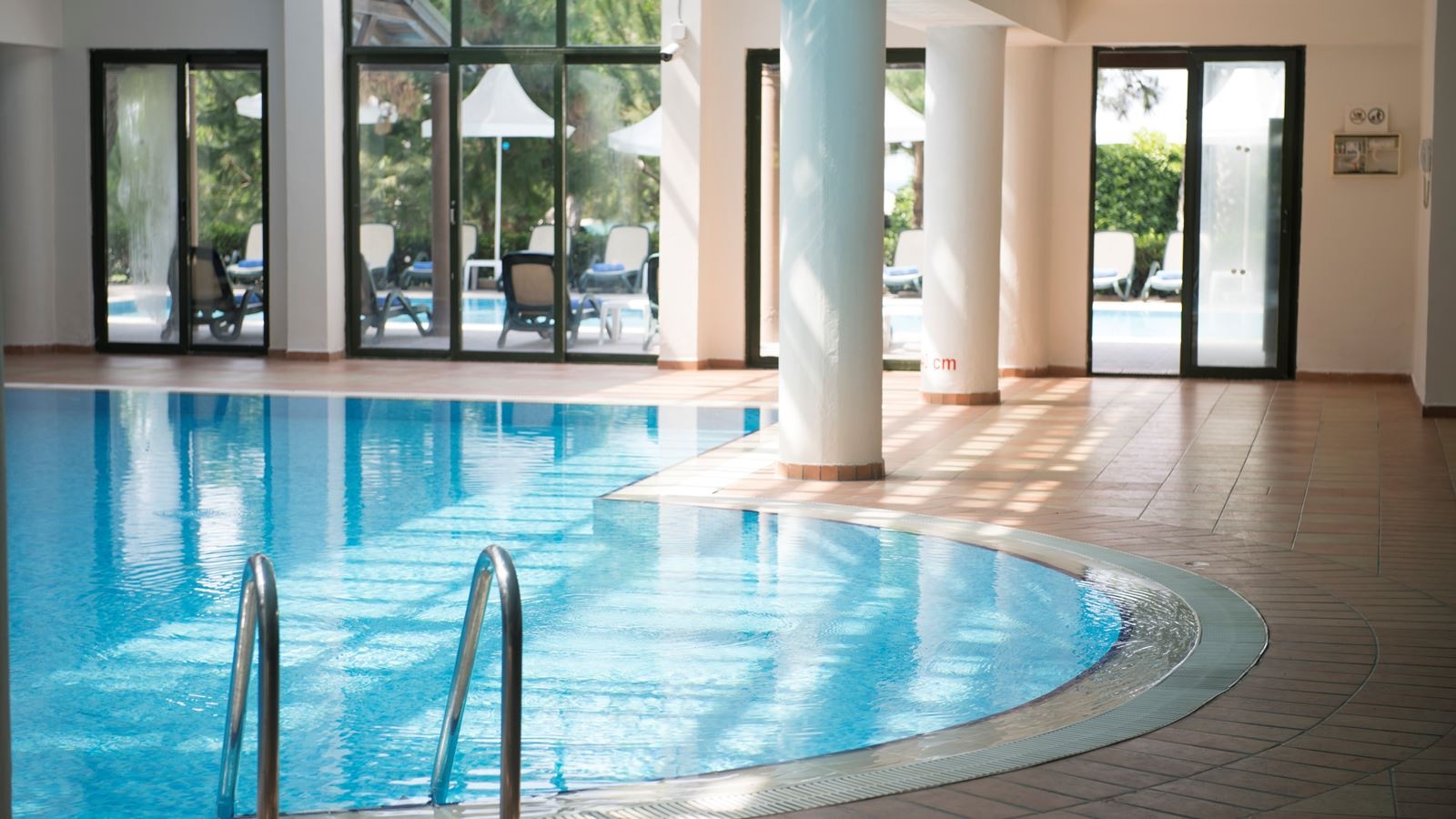 pools-indoor-pool