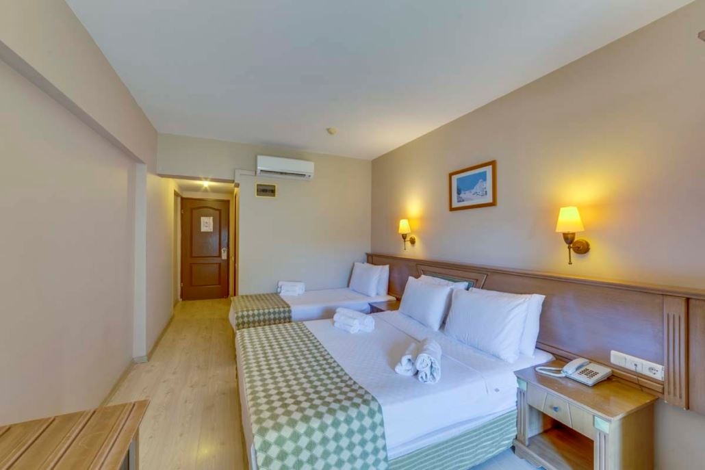 rooms-standard-room