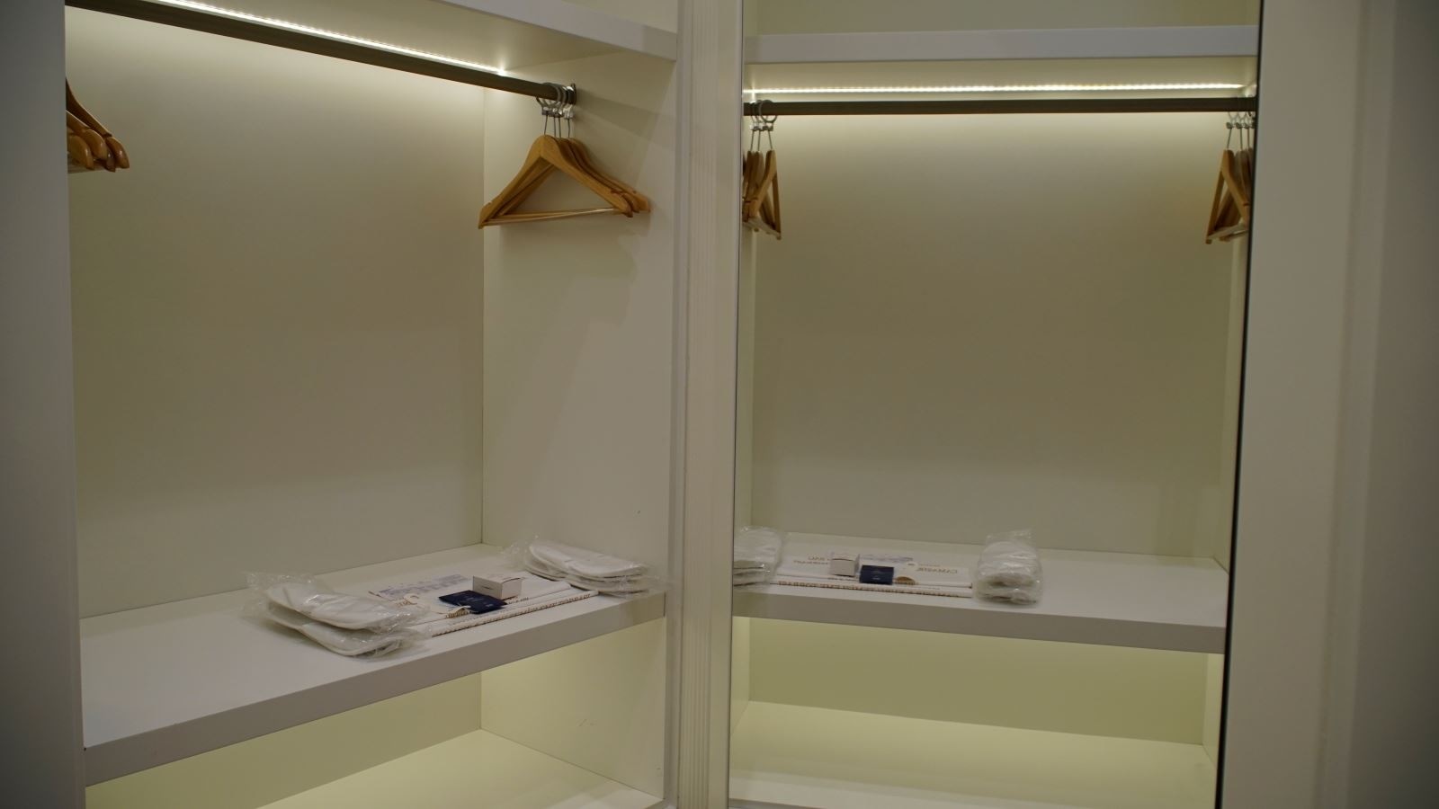 rooms-executive-villa