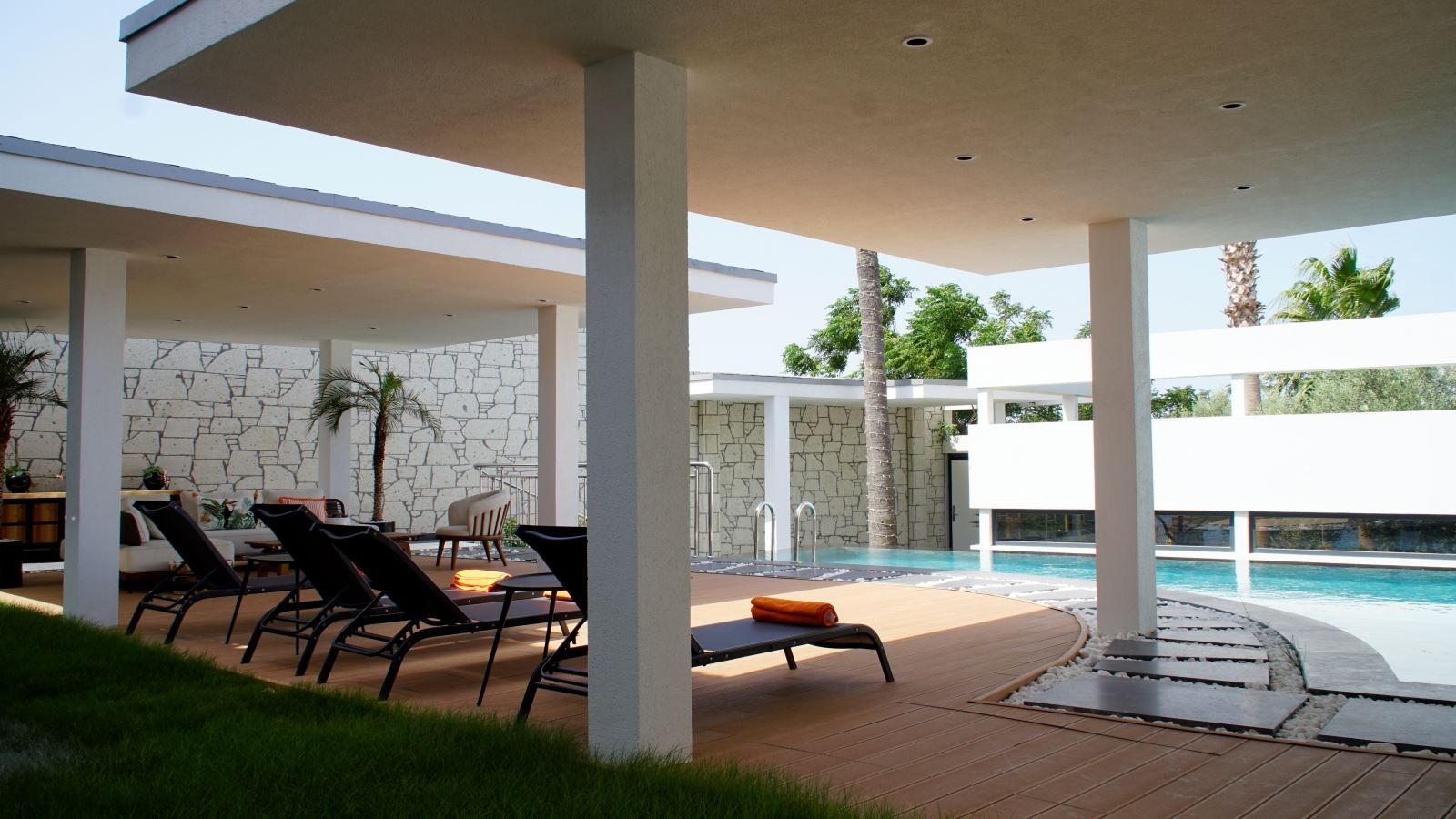 rooms-executive-villa