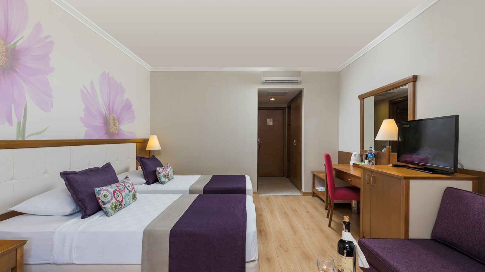 rooms-standard-room