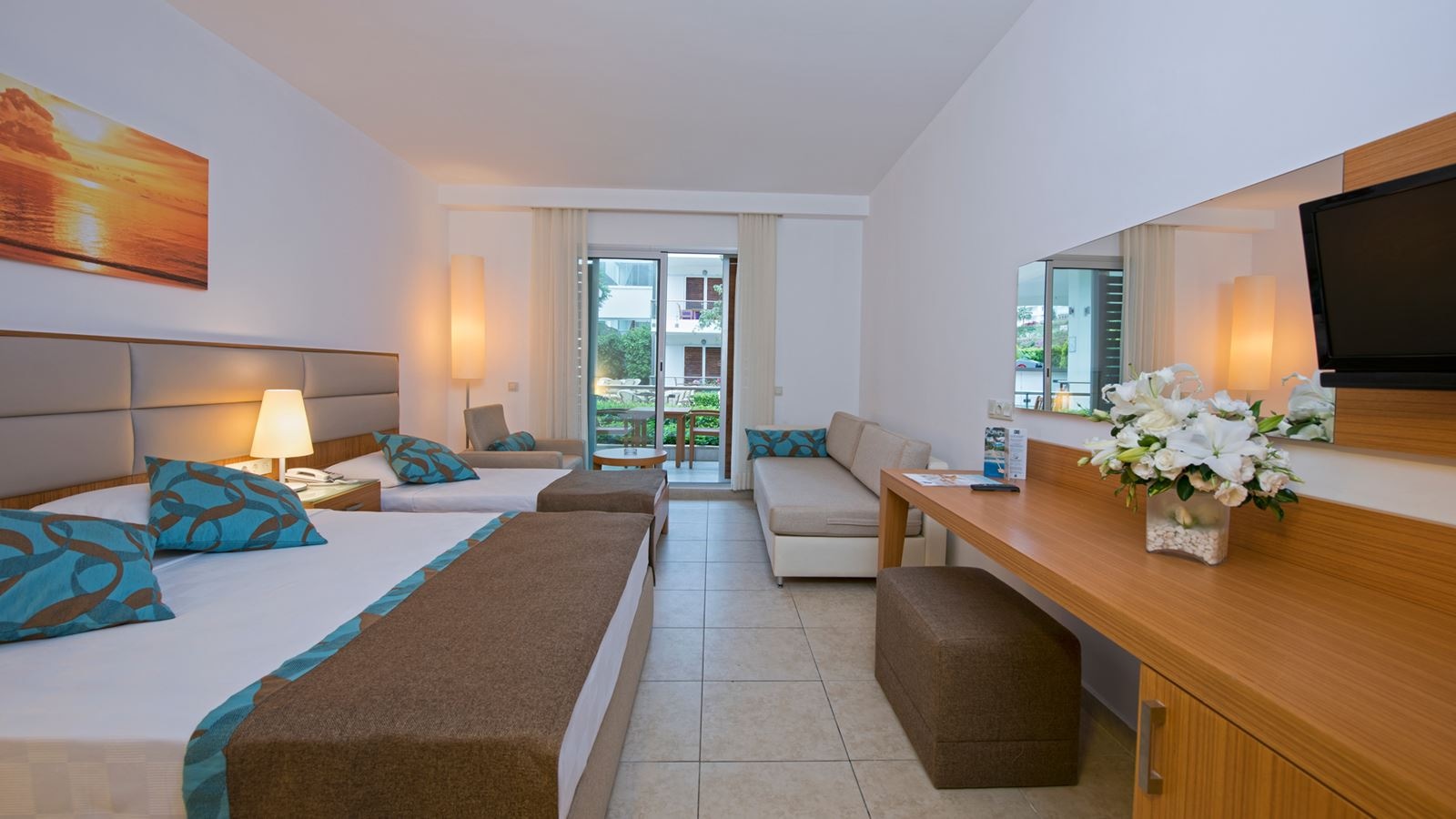 rooms-superior-room