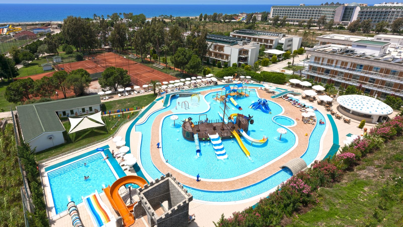 pools-outdoor-pool