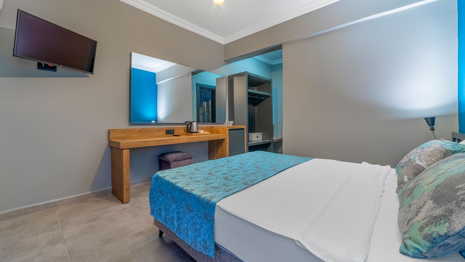 rooms-economy-room