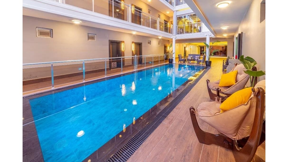 pools-outdoor-pool