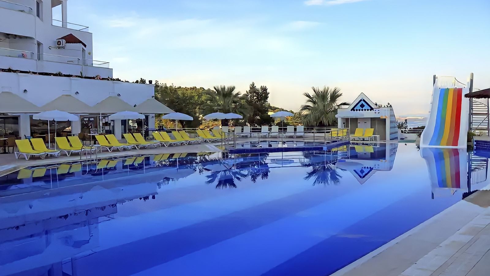 pools-outdoor-pool