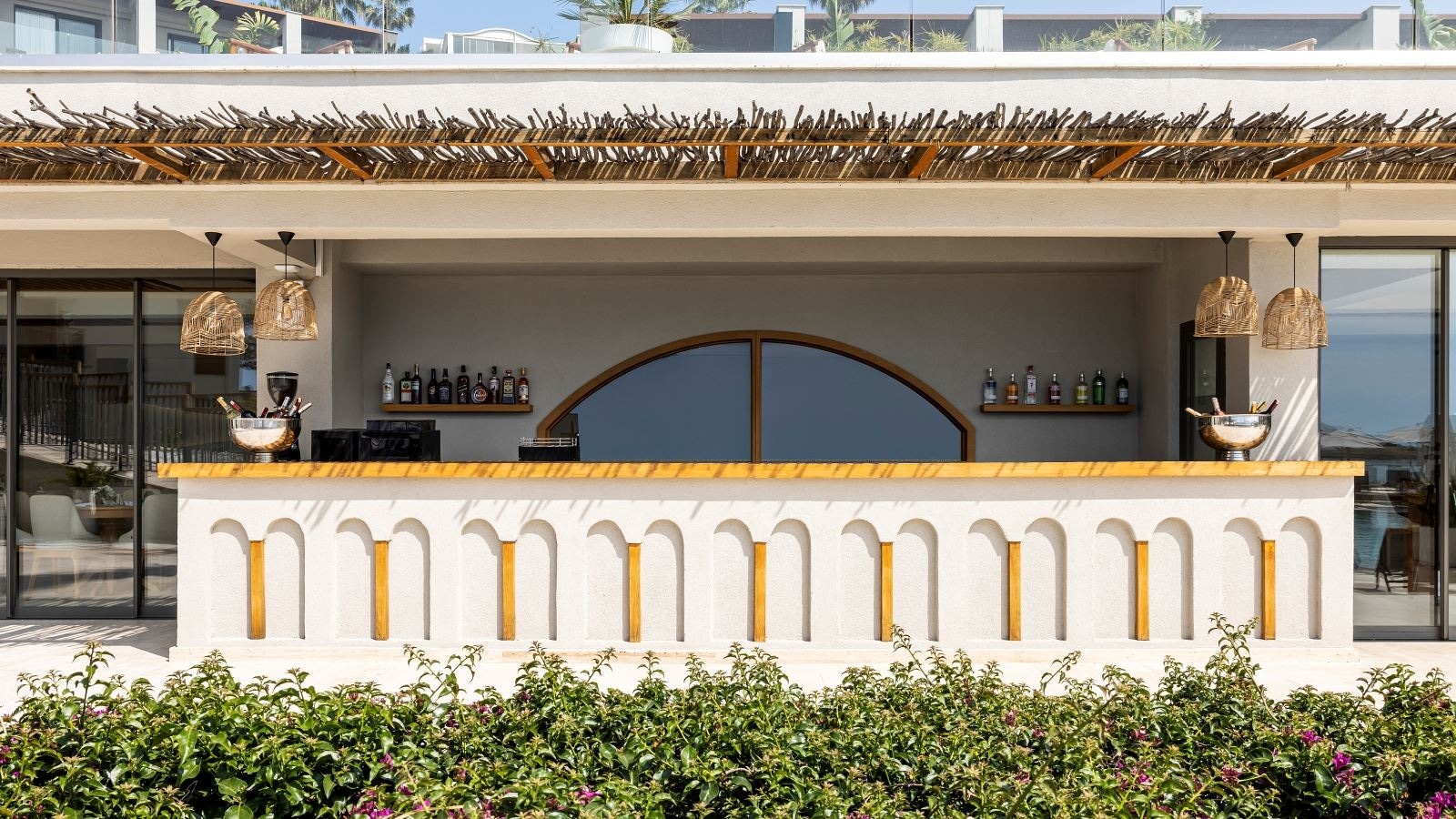 bars-egeo-pool-bar