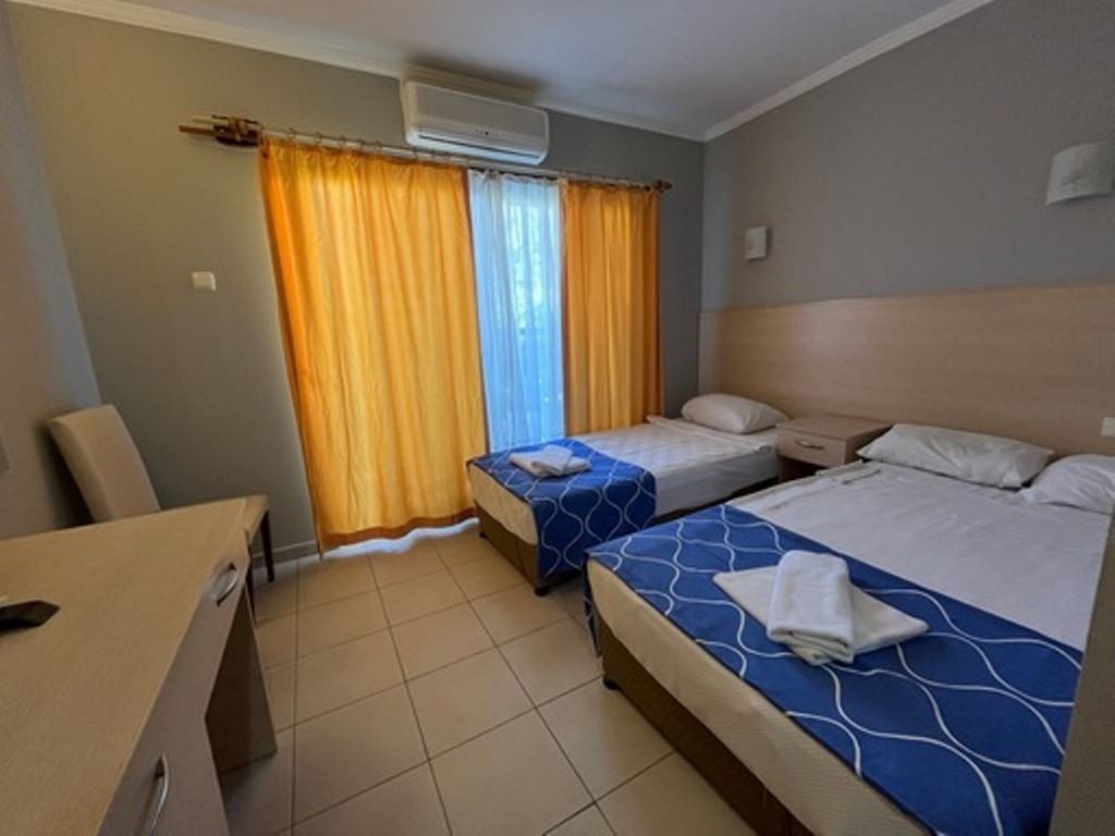 rooms-garden-room