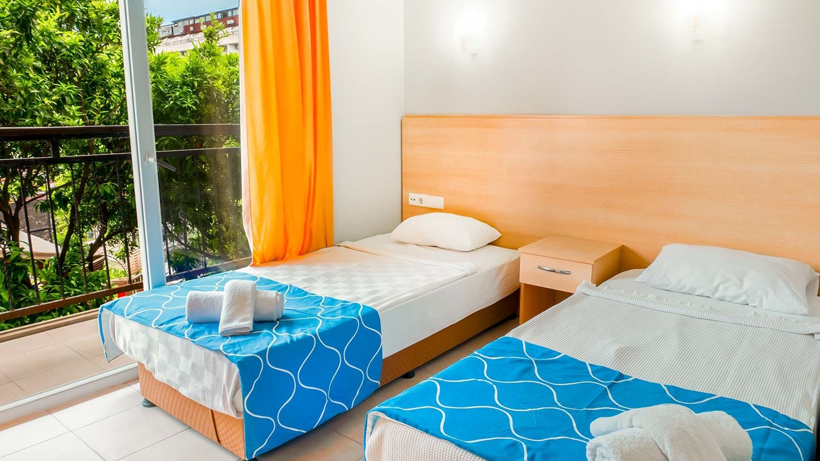 rooms-garden-room