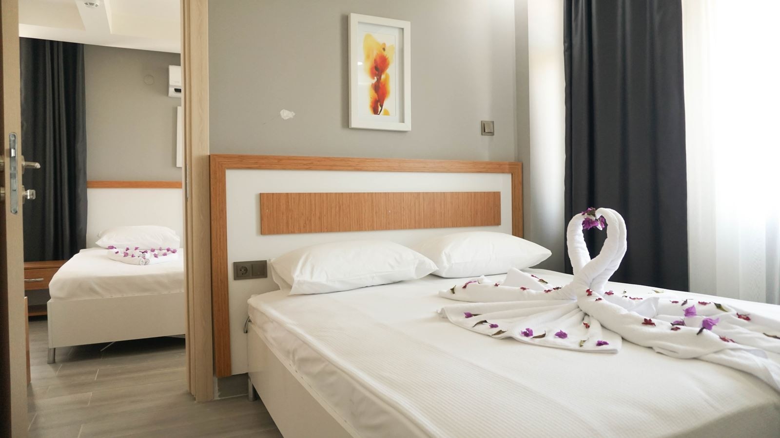 rooms-family-room