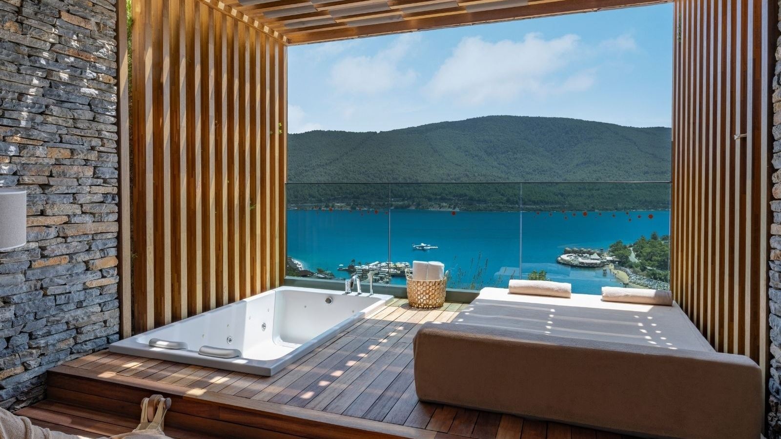 rooms-terrace-room