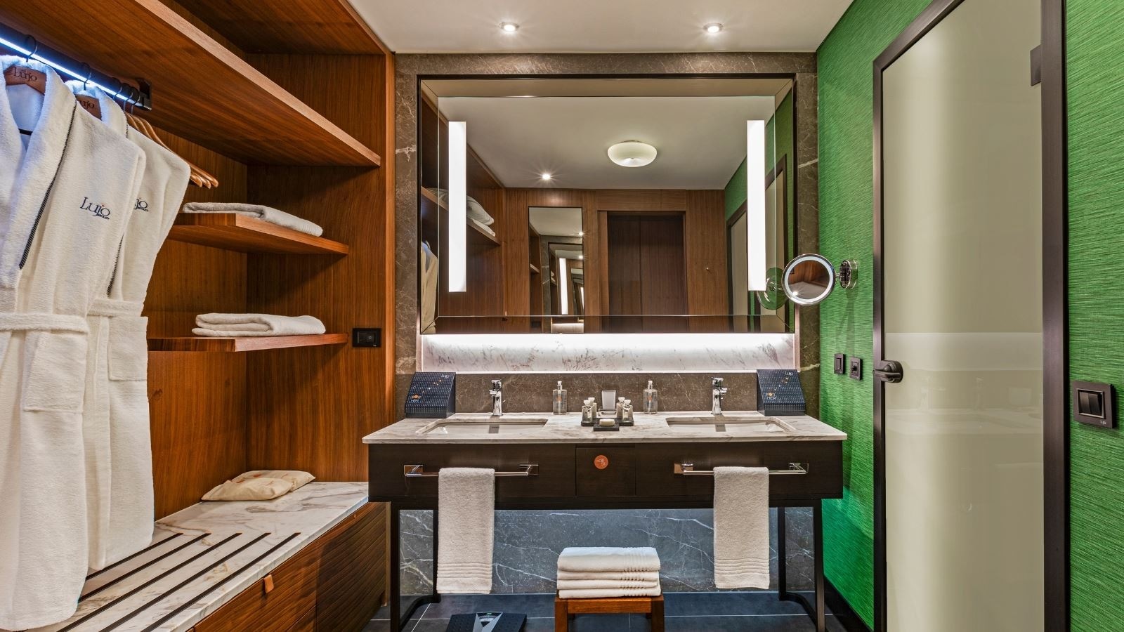 rooms-terrace-room