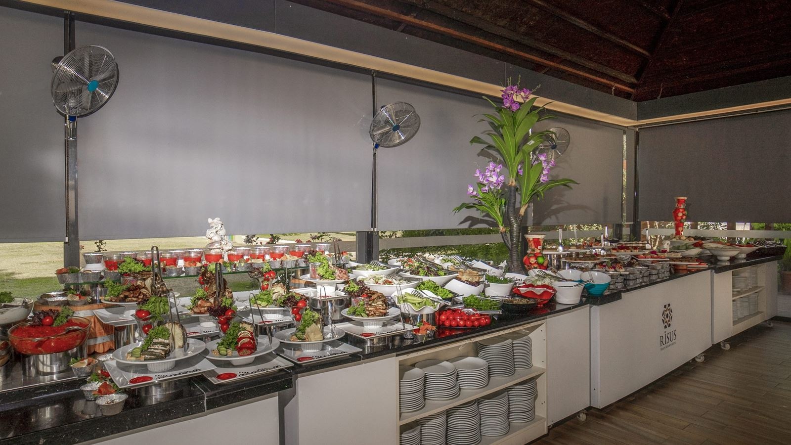 restaurants-main-restaurant