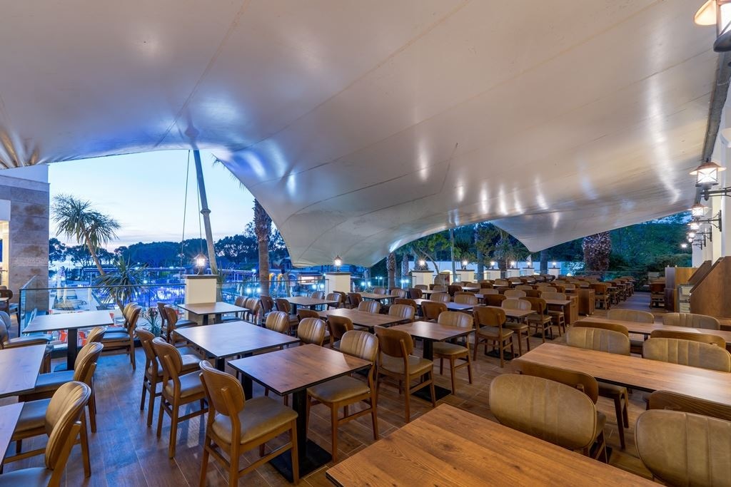 restaurants-main-restaurant