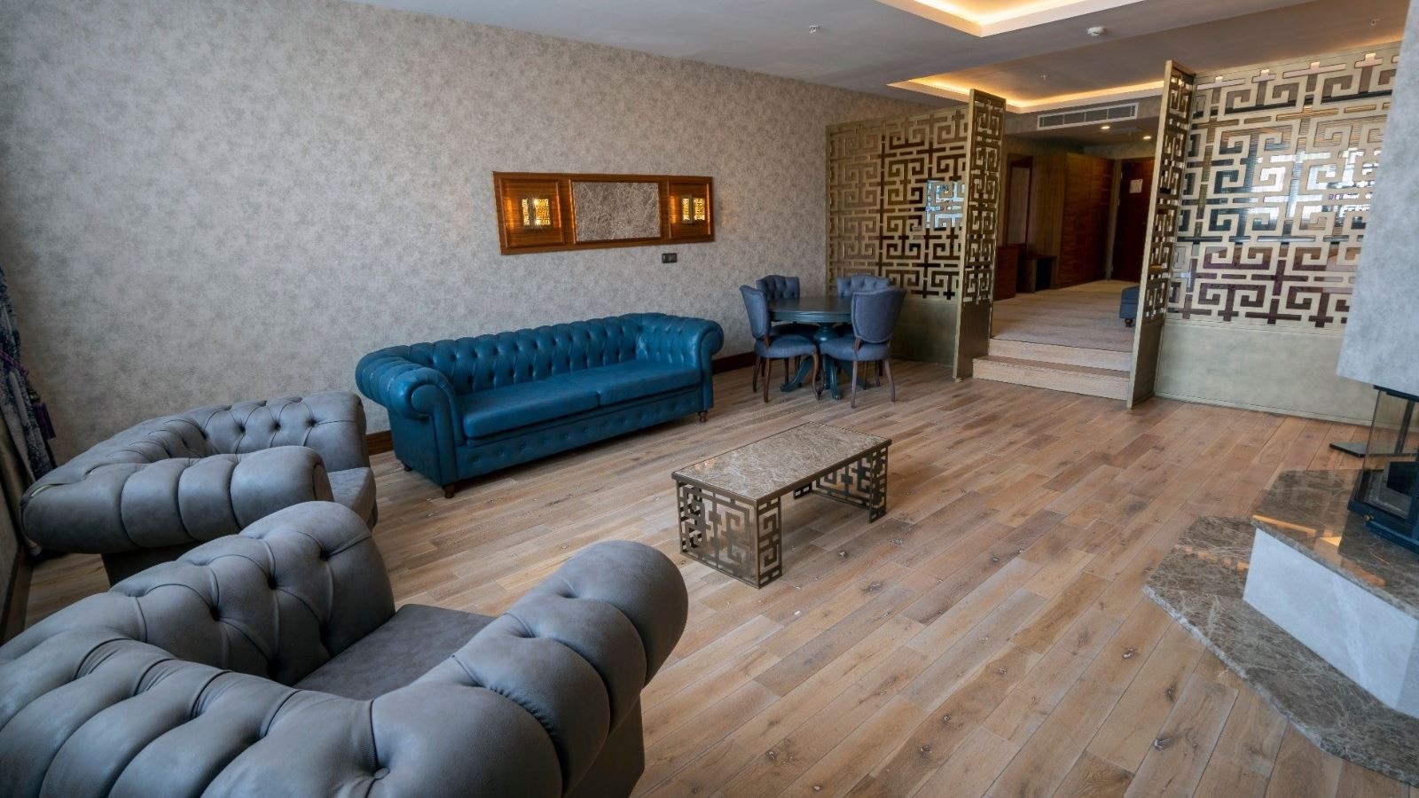 rooms-suit-oda