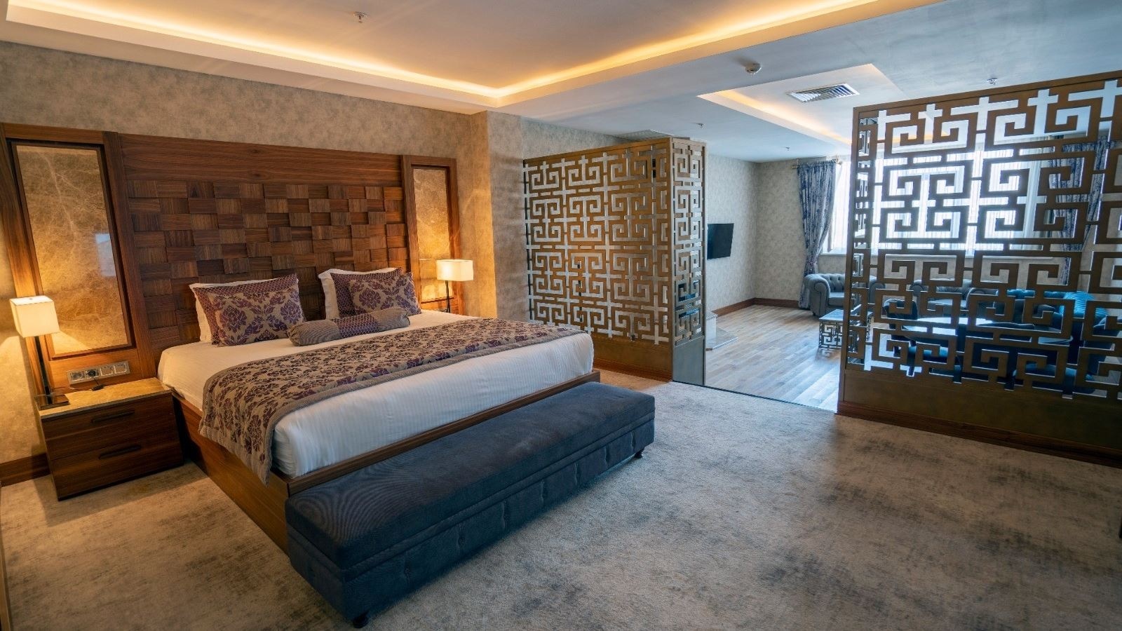rooms-suit-oda