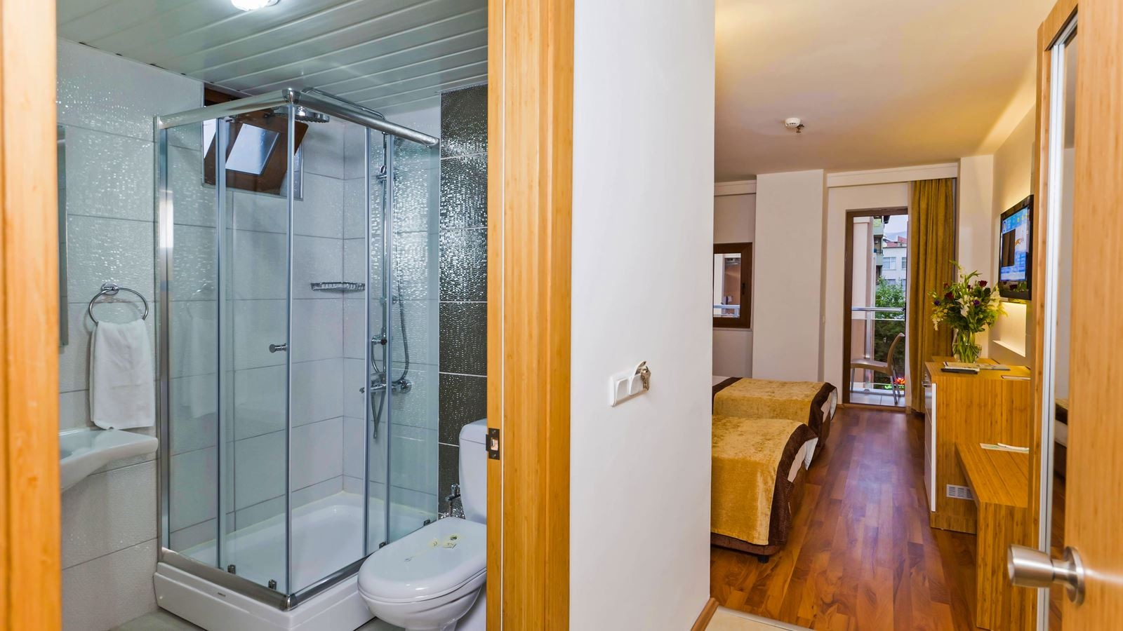 rooms-standard-room